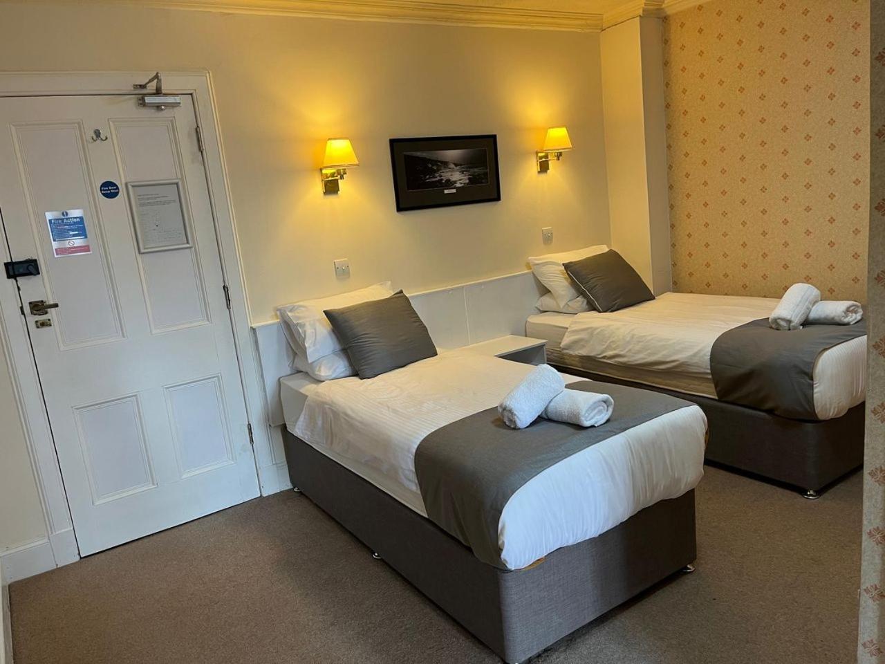 The Stromness Hotel Екстериор снимка