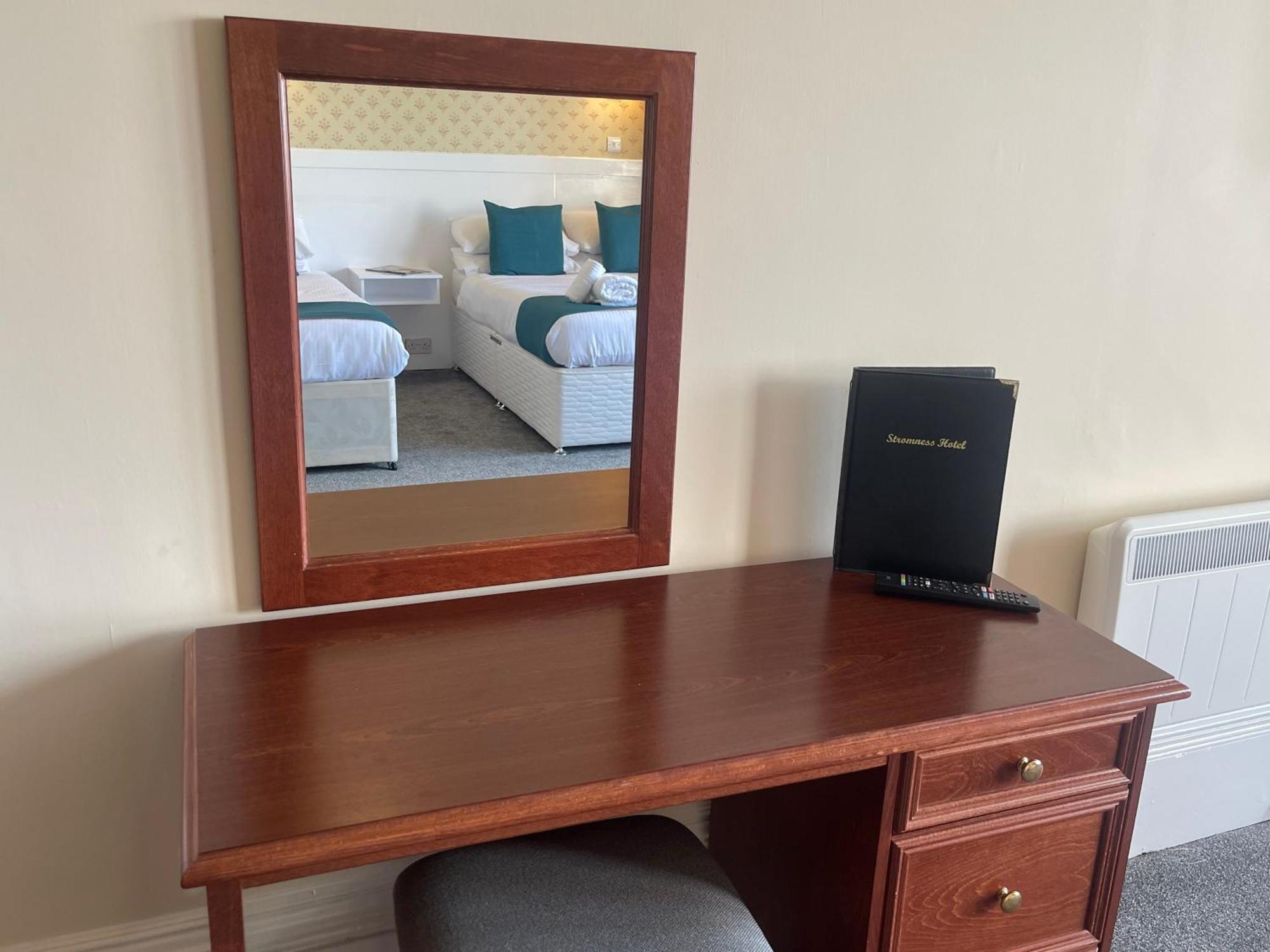 The Stromness Hotel Екстериор снимка